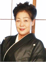 栗川 美代子