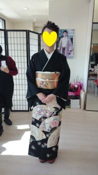 広島のブライダル、結婚式、披露宴、留袖レンタル、モーニングレンタル、七五三レンタル、礼服レンタル、レンタル衣装、貸衣装、着付け、出張着付け、は三栗矢へ