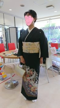 広島のブライダル、結婚式、披露宴、留袖レンタル、モーニングレンタル、七五三レンタル、礼服レンタル、レンタル衣装、貸衣装、着付け、出張着付け、着付け教室は三栗矢へ