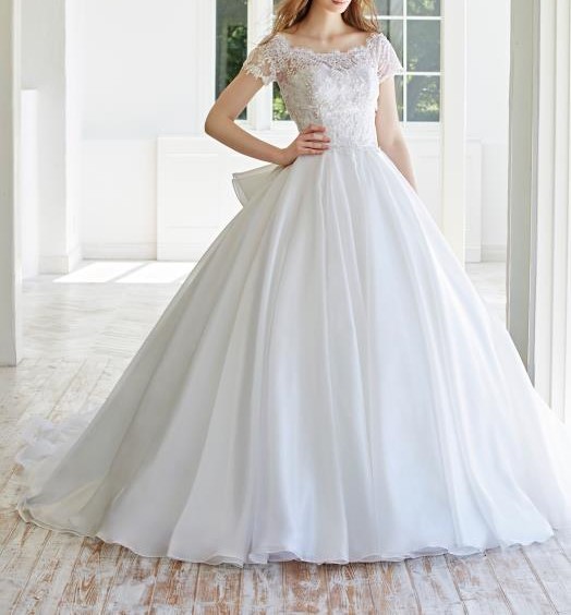 ウェディングドレス 広島の貸衣装 着付け ウェディングサポートなら三栗矢