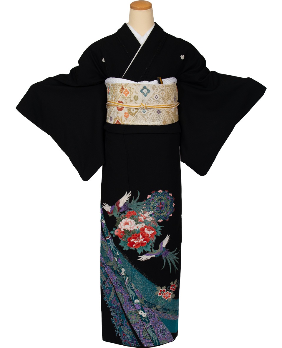 広島のブライダル、結婚式、披露宴、打掛レンタル、留袖レンタル、モーニングレンタル、七五三レンタル、礼服レンタル、浴衣レンタル、振袖レンタル、成人式レンタル、袴レンタル、レンタル衣装、貸衣装、着付け、着付教室、出張着付け、は三栗矢へ