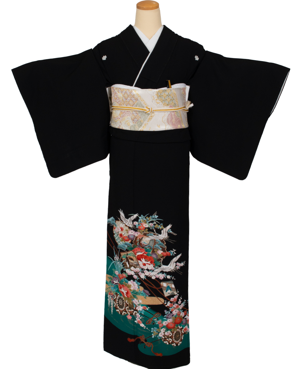 広島のブライダル、結婚式、披露宴、打掛レンタル、留袖レンタル、モーニングレンタル、七五三レンタル、礼服レンタル、浴衣レンタル、振袖レンタル、成人式レンタル、袴レンタル、レンタル衣装、貸衣装、着付け、着付教室、出張着付け、は三栗矢へ
