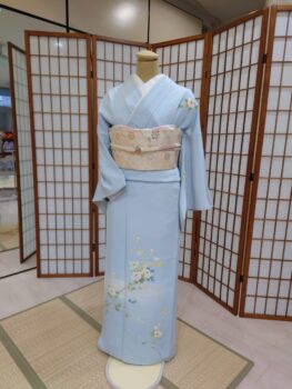 広島のブライダル、結婚式、披露宴、留袖レンタル、モーニングレンタル、七五三レンタル、礼服レンタル、レンタル衣装、貸衣装、着付け、出張着付け、は三栗矢へ