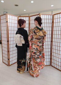 広島のブライダル、結婚式、披露宴、留袖レンタル、モーニングレンタル、七五三レンタル、礼服レンタル、レンタル衣装、貸衣装、着付け、出張着付け、は三栗矢へ