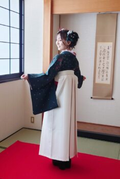 広島のブライダル、結婚式、披露宴、留袖レンタル、モーニングレンタル、七五三レンタル、礼服レンタル、浴衣レンタル、振袖レンタル、成人式レンタル、袴レンタル、レンタル衣装、貸衣装、着付け、着付教室、出張着付け、は三栗矢へ