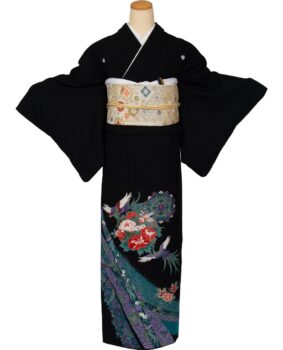 広島のブライダル、結婚式、披露宴、打掛レンタル、留袖レンタル、モーニングレンタル、七五三レンタル、礼服レンタル、浴衣レンタル、振袖レンタル、成人式レンタル、袴レンタル、レンタル衣装、貸衣装、着付け、着付教室、出張着付け、は三栗矢へ