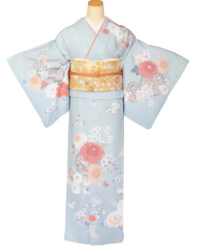 広島のブライダル、結婚式、披露宴、打掛レンタル、留袖レンタル、モーニングレンタル、七五三レンタル、礼服レンタル、浴衣レンタル、振袖レンタル、成人式レンタル、袴レンタル、レンタル衣装、貸衣装、着付け、着付教室、出張着付け、は三栗矢へ